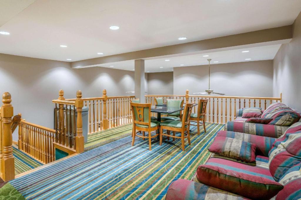 Quality Inn & Suites Джефферсон-Сіті Екстер'єр фото