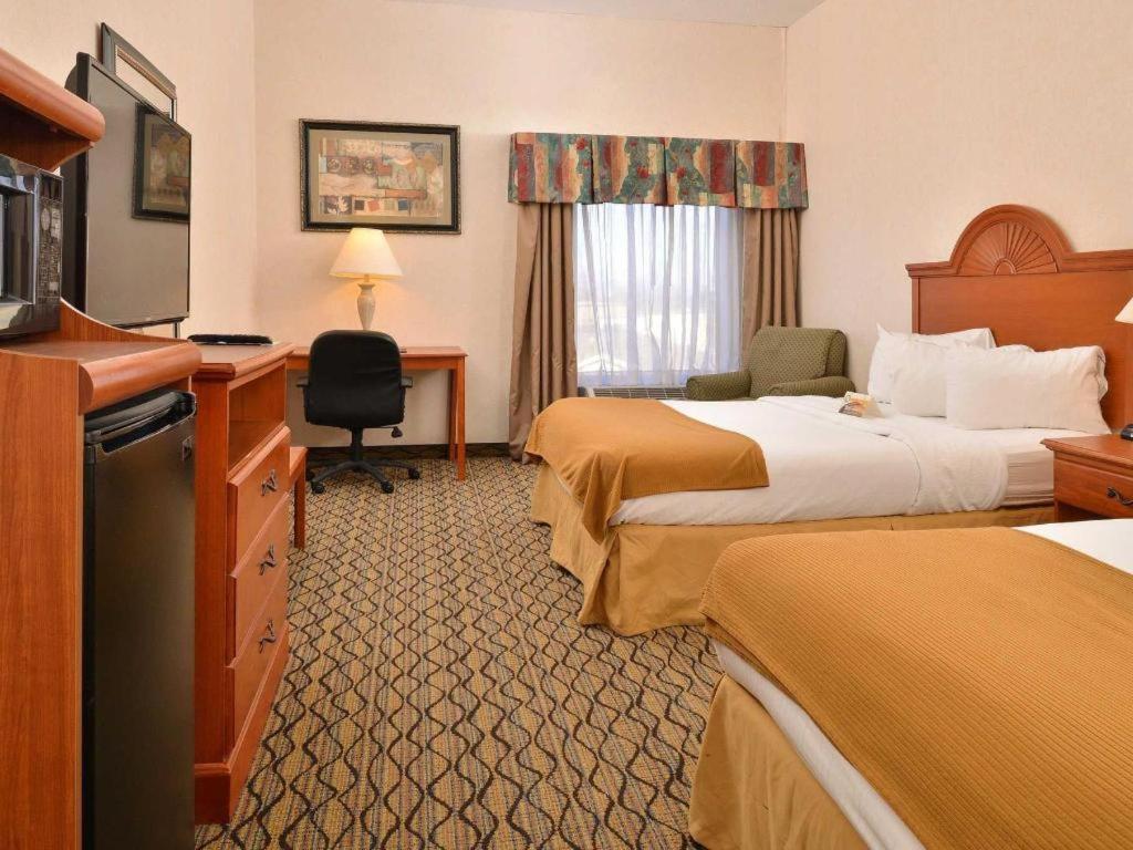 Quality Inn & Suites Джефферсон-Сіті Екстер'єр фото