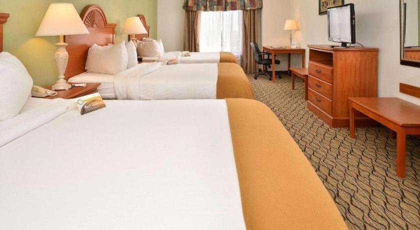 Quality Inn & Suites Джефферсон-Сіті Екстер'єр фото